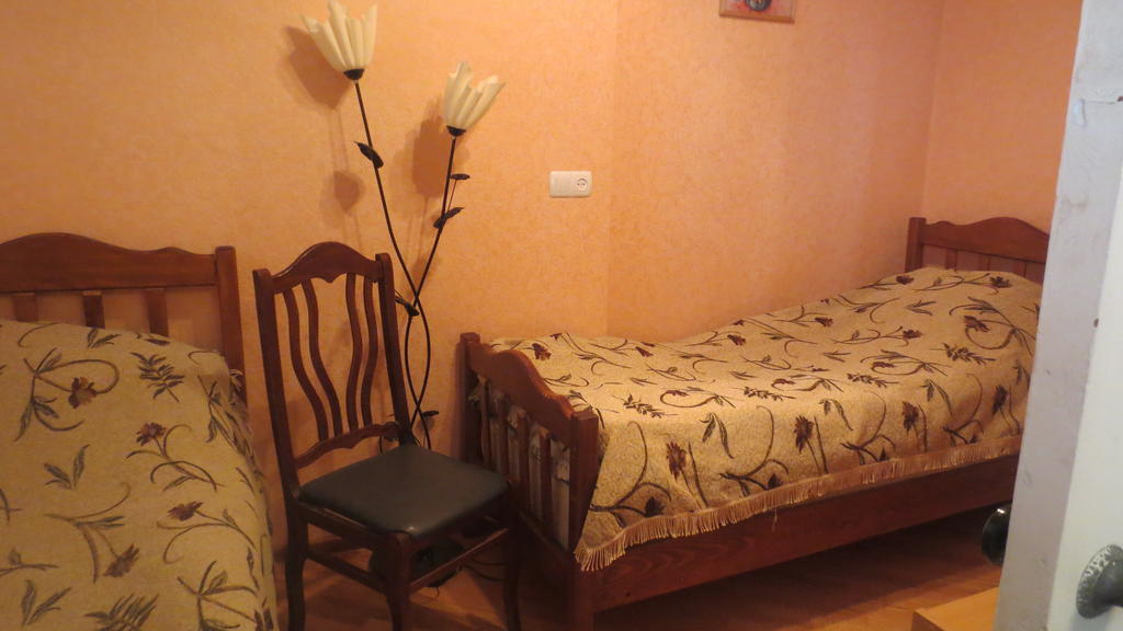 Evrika Apartments On Rustaveli Avenue Tbilisi Room photo